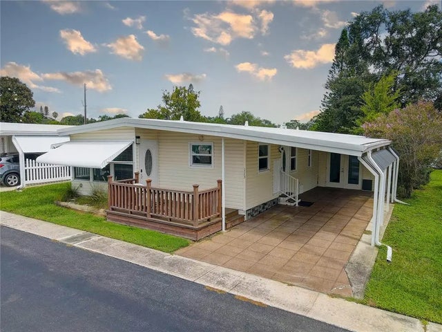 113 Royal Palm Circle, LARGO