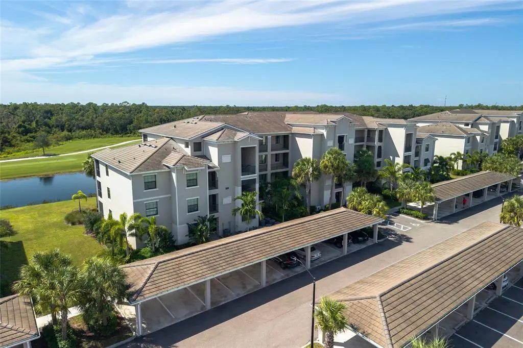 18008 Gawthrop Drive 402, BRADENTON