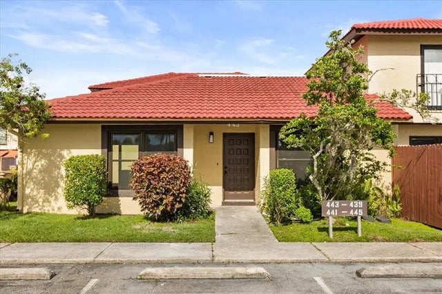 443 Hunter Circle, KISSIMMEE