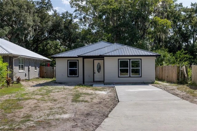 1523 Ne 1st Avenue, GAINESVILLE