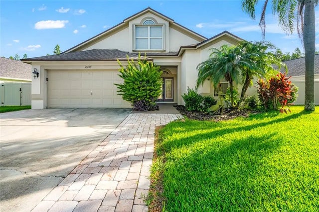 30829 Iverson Drive, WESLEY CHAPEL