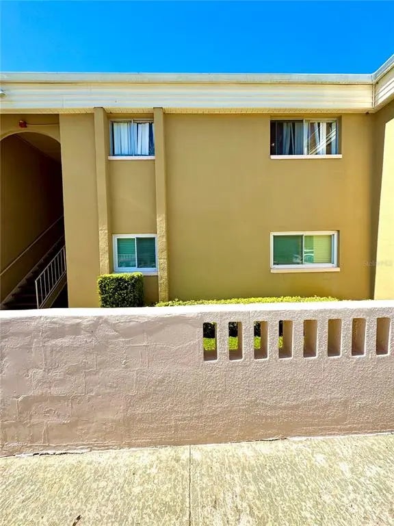 1000 Lake Of The Woods Boulevard 104f, FERN PARK