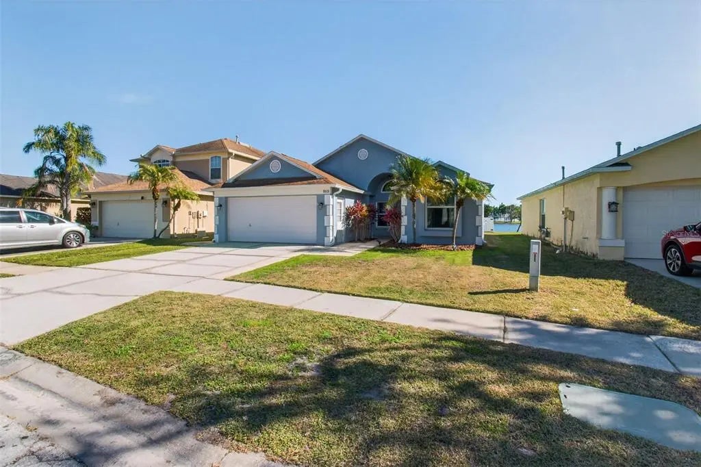 8621 Manassas Road, TAMPA