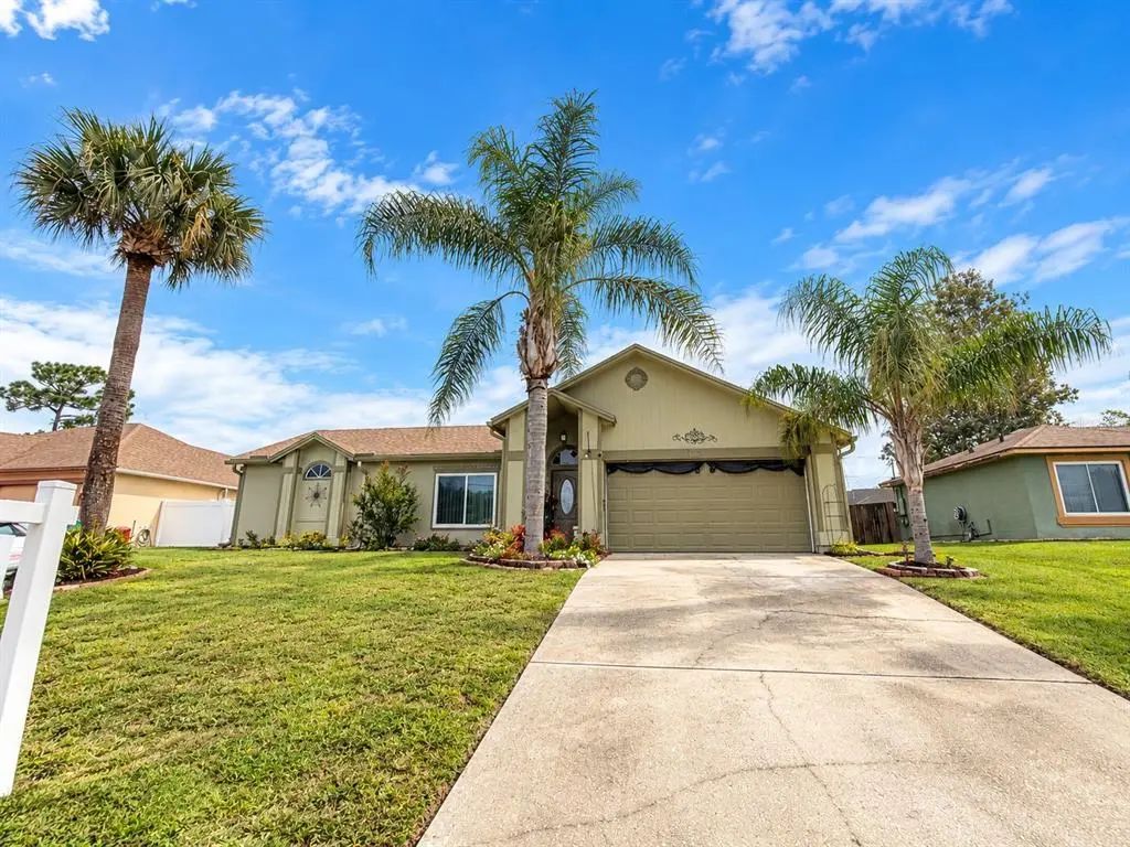 1371 Tartan Avenue, DELTONA