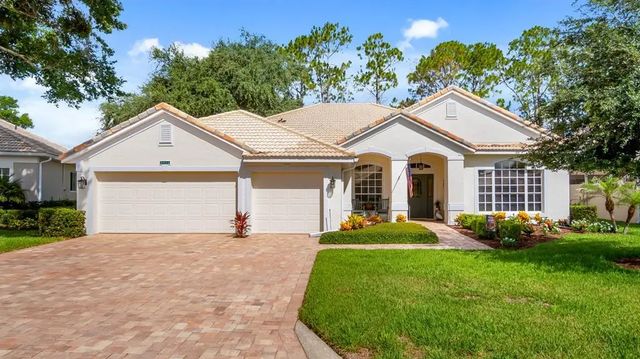 3916 Payton Court, CLERMONT