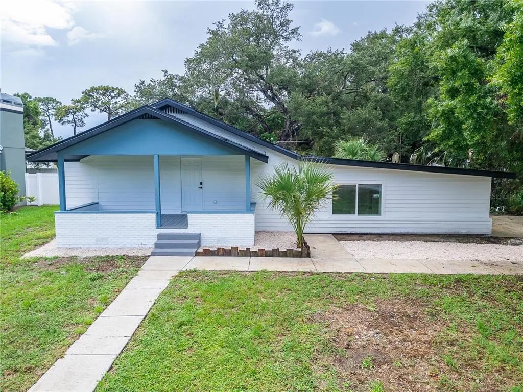 8809 Dyer Road, RIVERVIEW