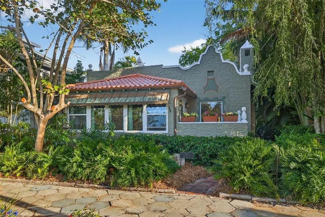 745 16th Avenue Ne, ST PETERSBURG