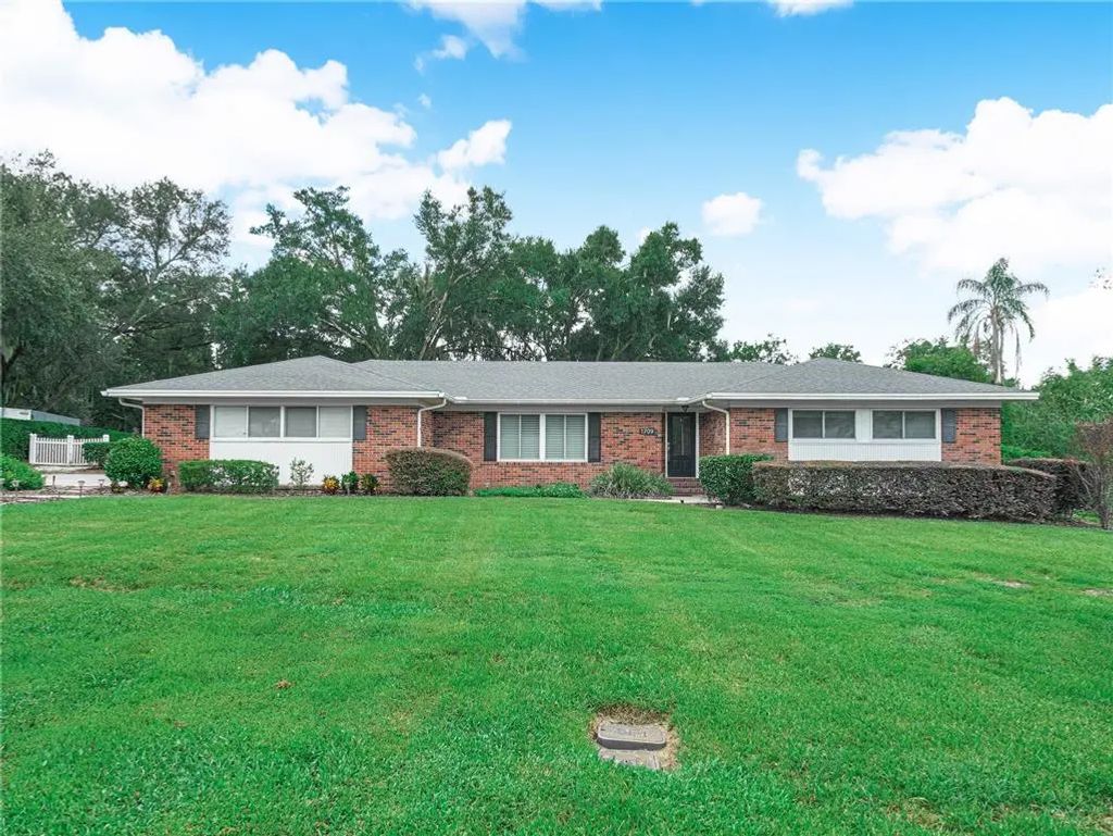 1709 Virginia Court, LAKELAND