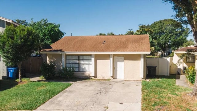 10315 Delmar Circle, TAMPA