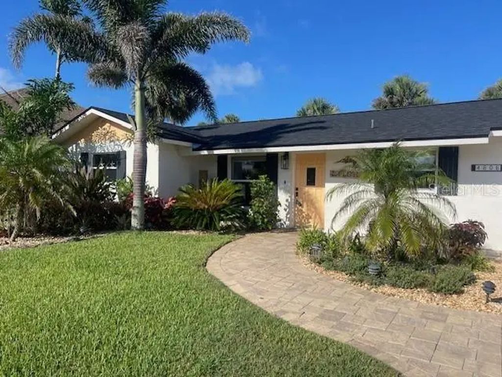 4606 Doris Drive, NEW SMYRNA BEACH