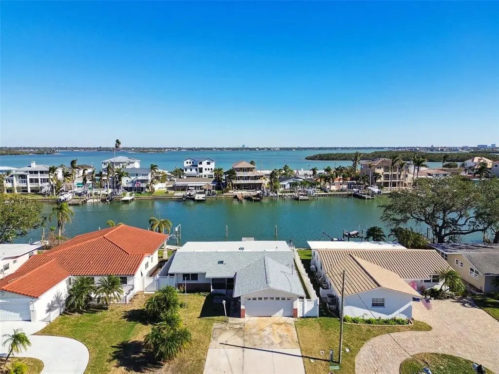 545 Lillian Drive, MADEIRA BEACH