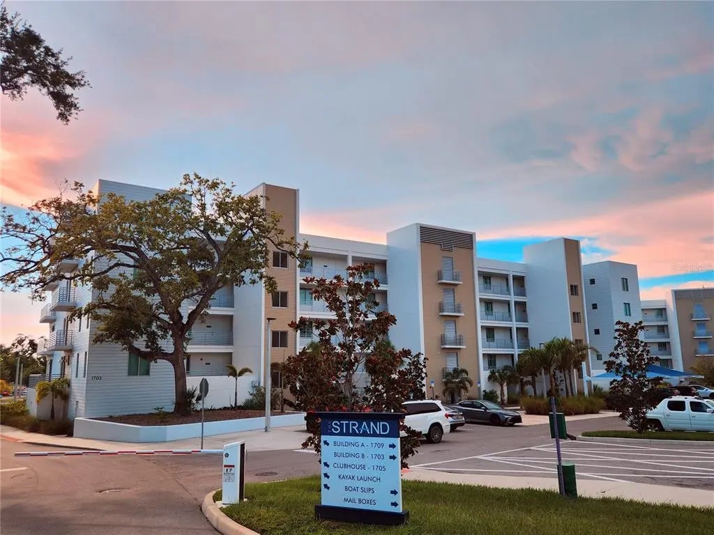 1703 N Tamiami Trail 507