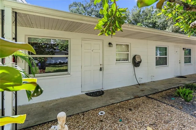 6775 49th Avenue N, ST PETERSBURG