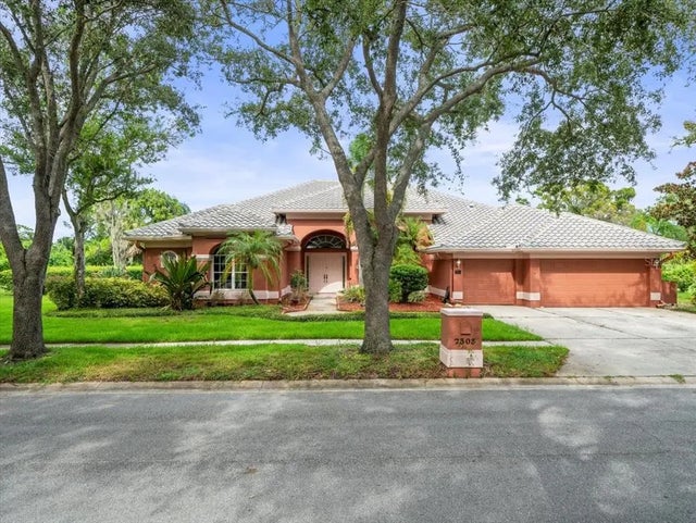 7303 Sawgrass Point Drive N, PINELLAS PARK