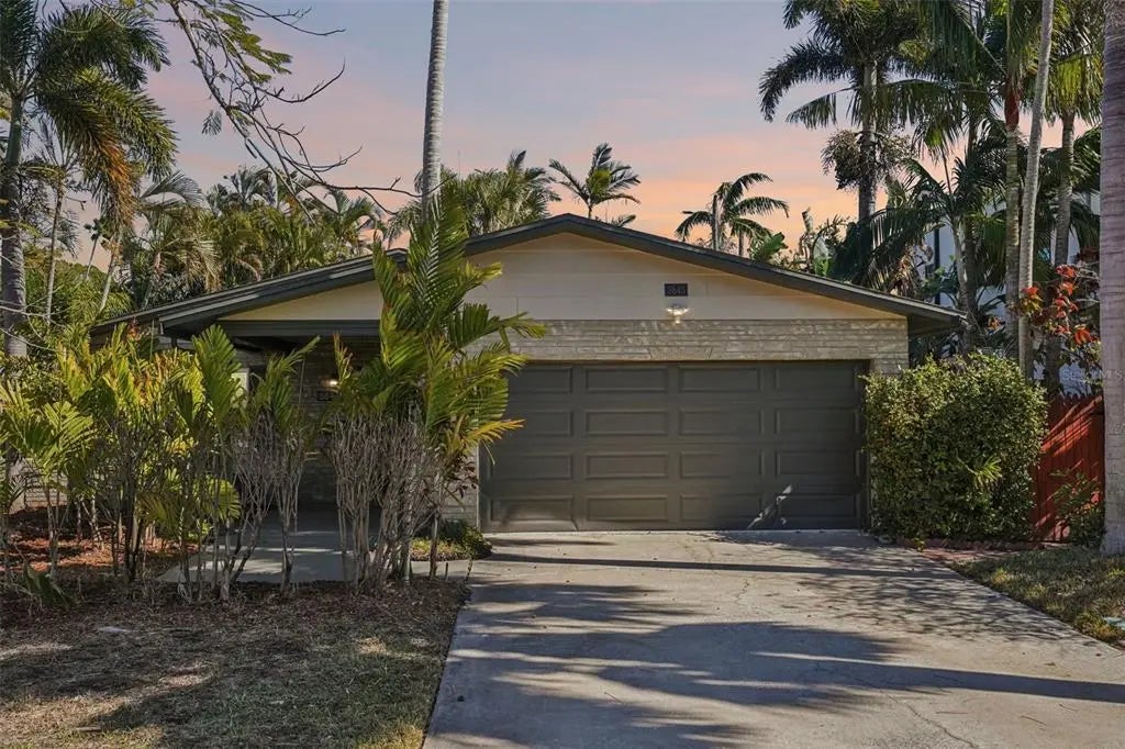 3843 Shore Acres Boulevard Ne, ST PETERSBURG