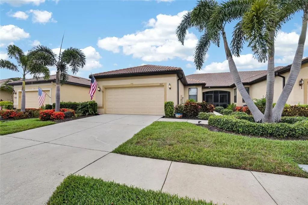 342 Bluewater Falls Court, APOLLO BEACH