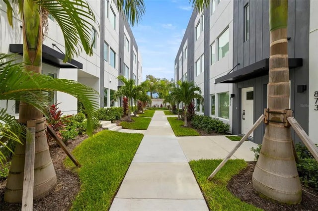 865 S 6 Avenue S 17, ST PETERSBURG