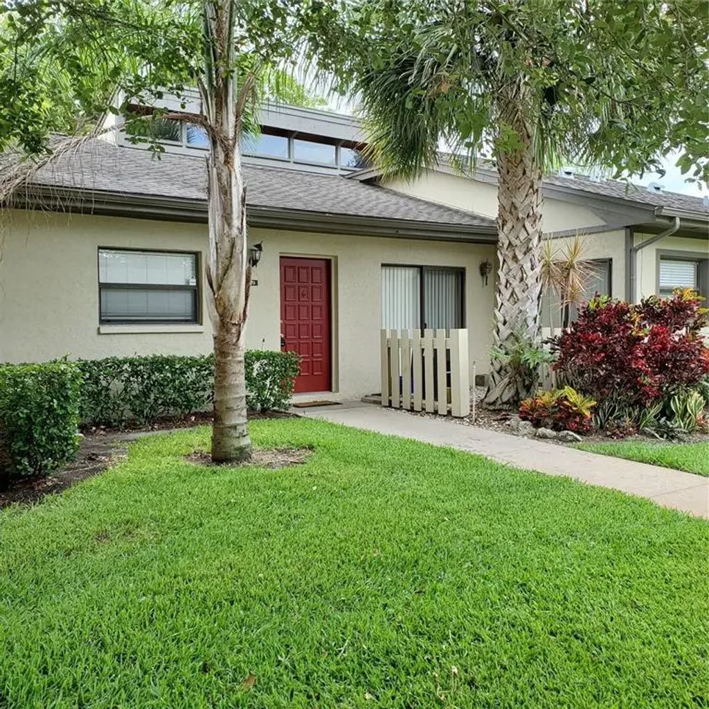 70 Joanne Place 70, OLDSMAR