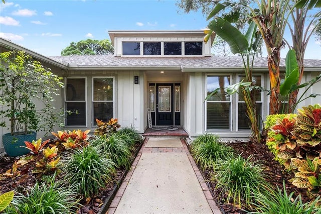 14210 Clarendon Drive, TAMPA