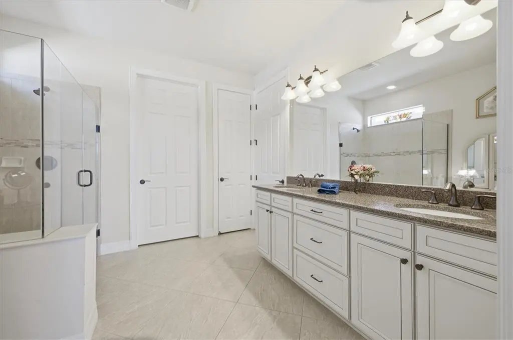 Gulf Shores Realty: 16 45b6a86ea3a3c06e5d477d65e62ef91a l