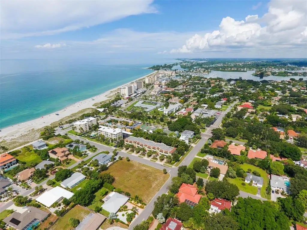 Gulf Shores Realty: 42 974a1cddff0357432db099b5c51d45b2 l