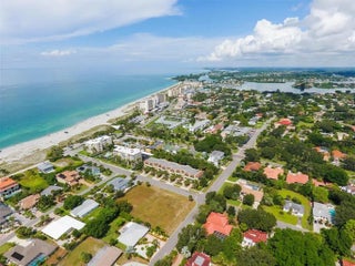 Gulf Shores Realty: 42 974a1cddff0357432db099b5c51d45b2 s