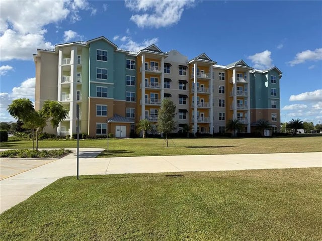 3151 Sunset Walk Drive 212, KISSIMMEE