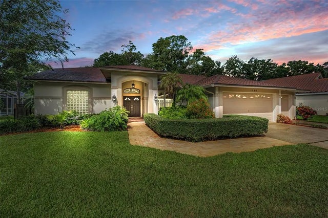 1120 Hunters Place, OLDSMAR