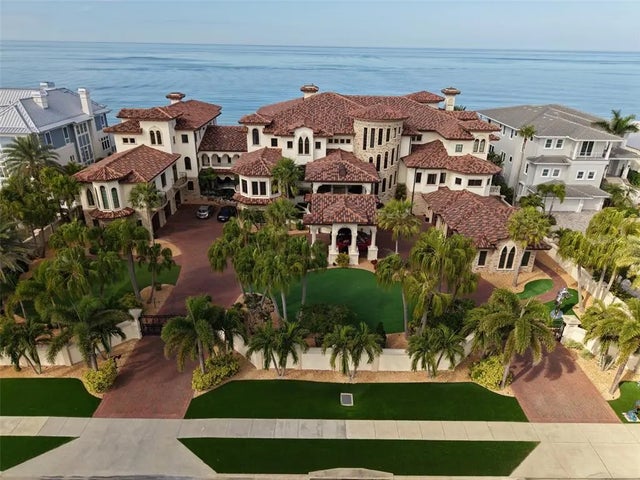 1700 Gulf Boulevard, BELLEAIR BEACH