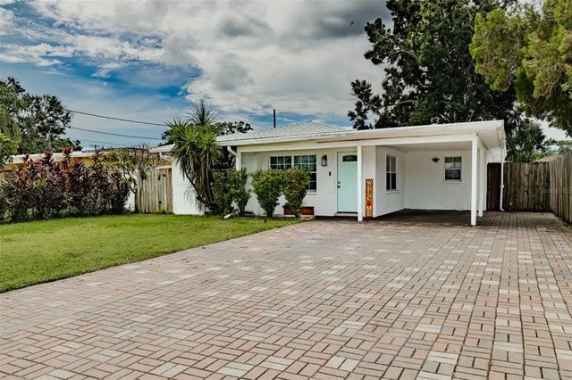 3318 W Abdella Street, TAMPA