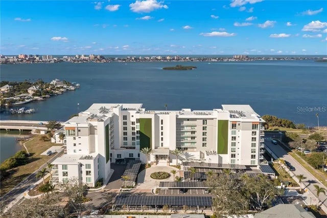 1020 Sunset Point Road 405, CLEARWATER