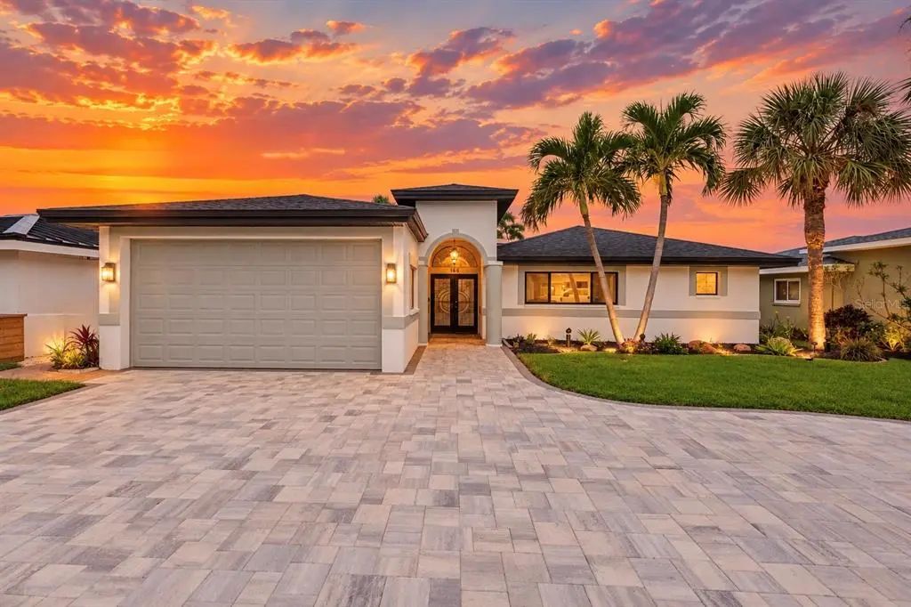 166 Bayside Drive, CLEARWATER BEACH