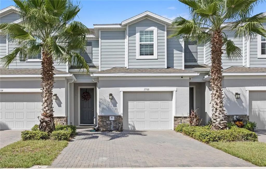 1788 Holden Ridge Lane, MINNEOLA