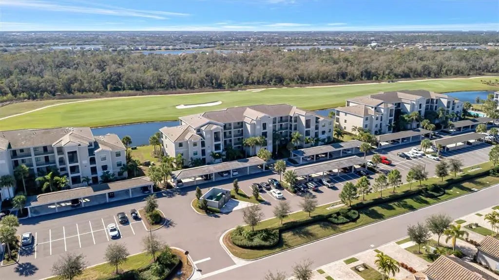 17902 Gawthrop Drive 104, BRADENTON