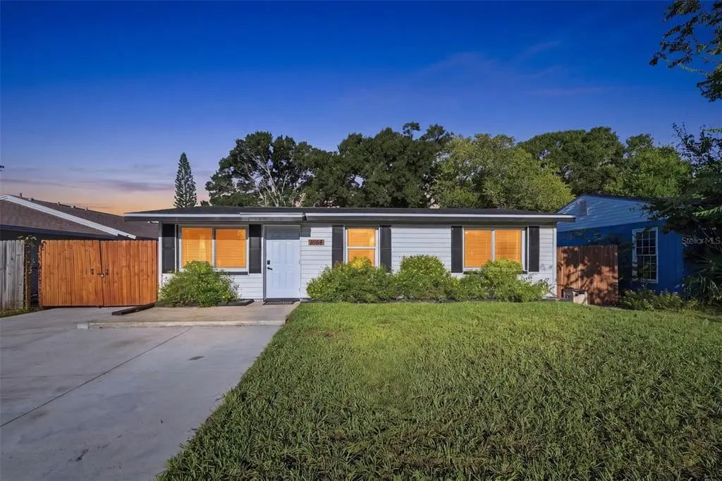 1684 Coral Way, LARGO