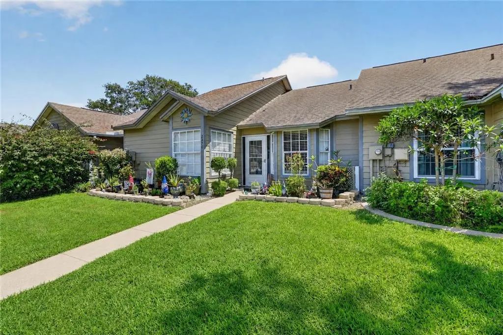 2370 Bentley Drive, PALM HARBOR