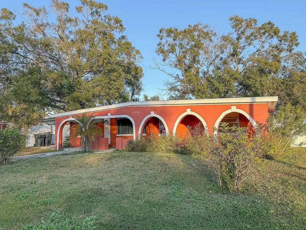 4916 S 83rd Street, TAMPA