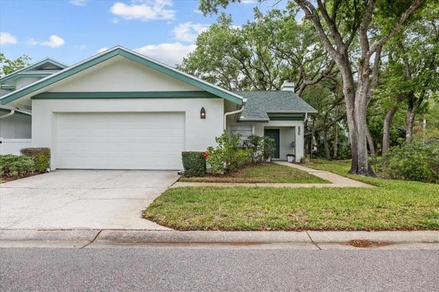 235 Woodridge Circle, OLDSMAR