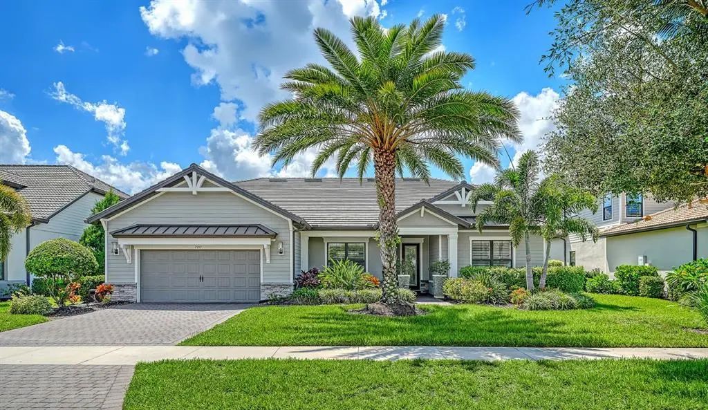 7997 Grande Shores Drive, LAKEWOOD RANCH