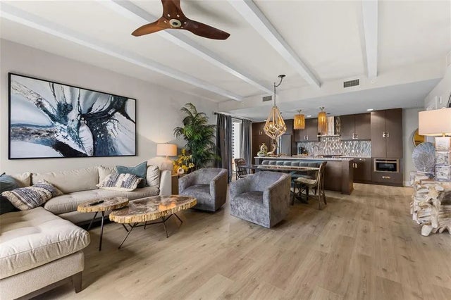 199 Dali Boulevard 901, ST PETERSBURG