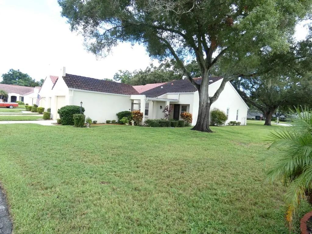 945 Madrid Drive, PALM HARBOR