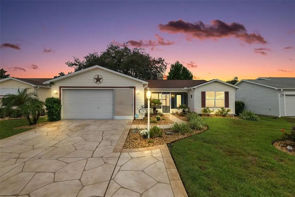 2795 Privada Drive, THE VILLAGES