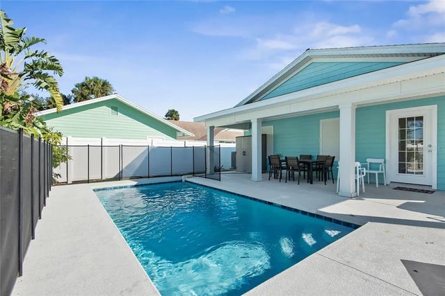 27 Malacompra Road, PALM COAST