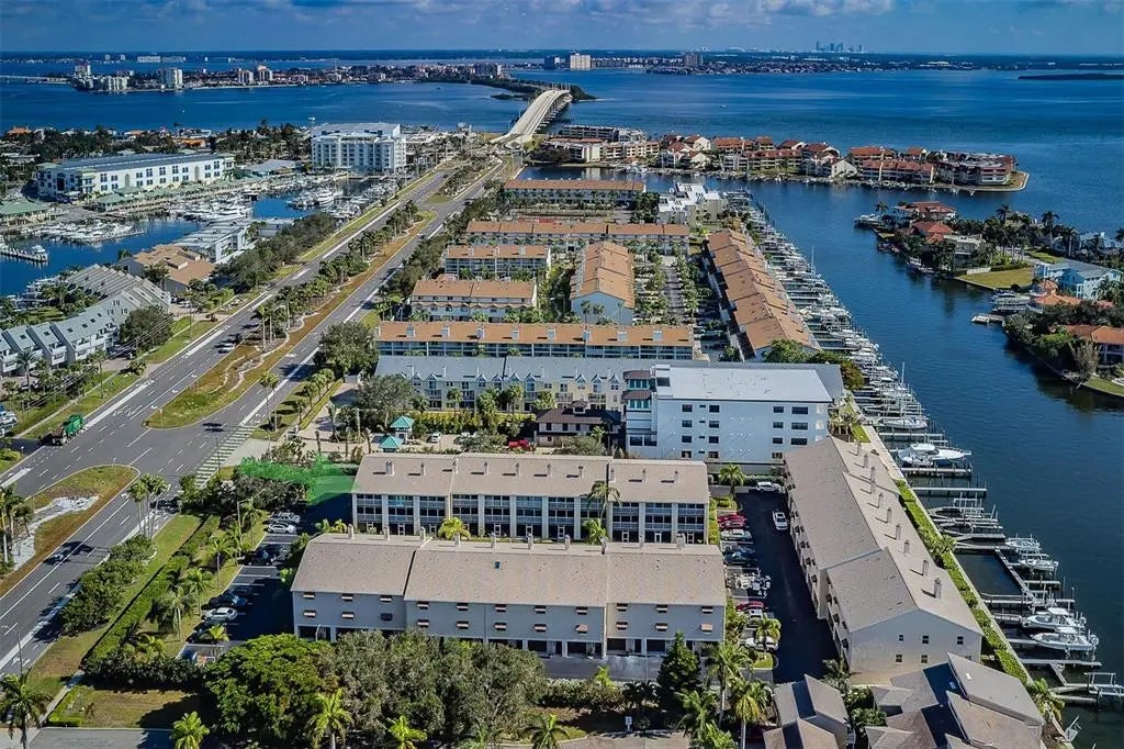 465 Pinellas Bayway S 311, ST PETERSBURG