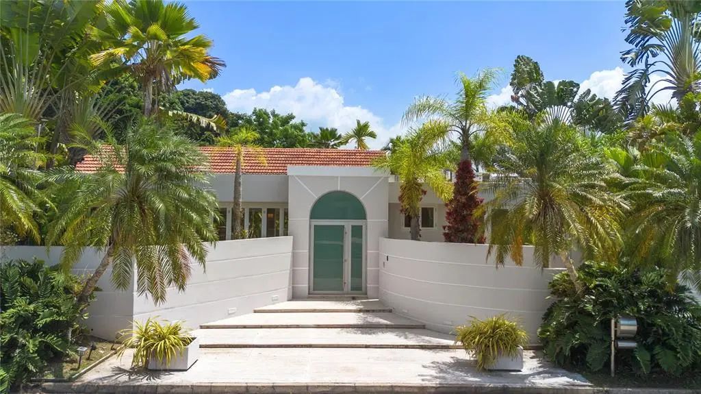 181 Reina Carlota La Villa De Torrimar, GUAYNABO