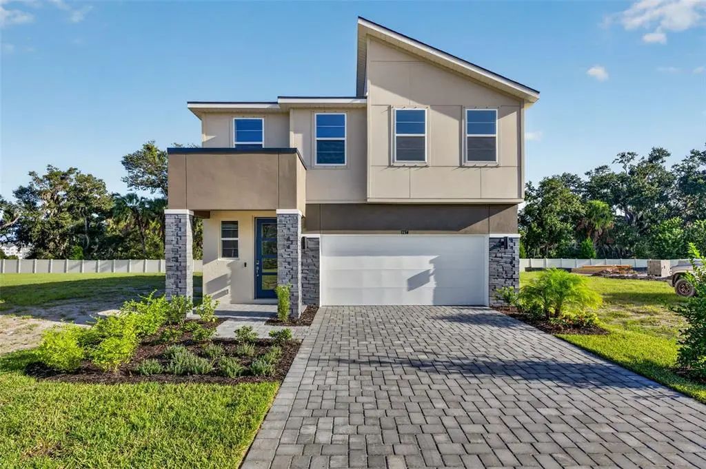 1734 Soaring Vida Street, PALMETTO