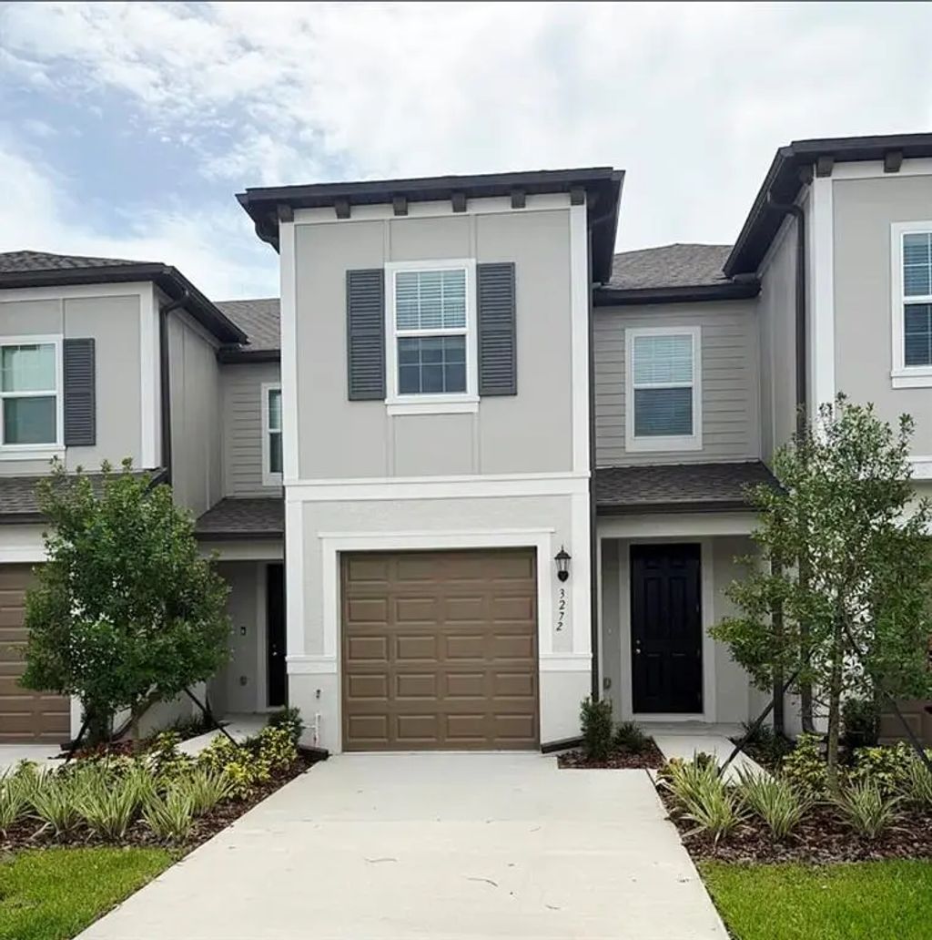 3272 Lapis Lake Drive, ZEPHYRHILLS