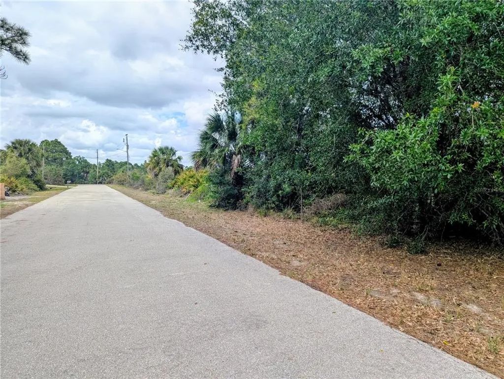 Callaghan Lane, NORTH PORT