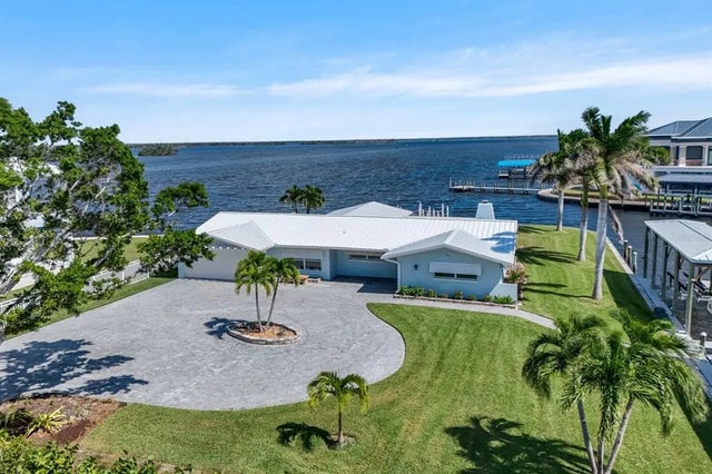 5596 Avenida Pescadora, FORT MYERS BEACH