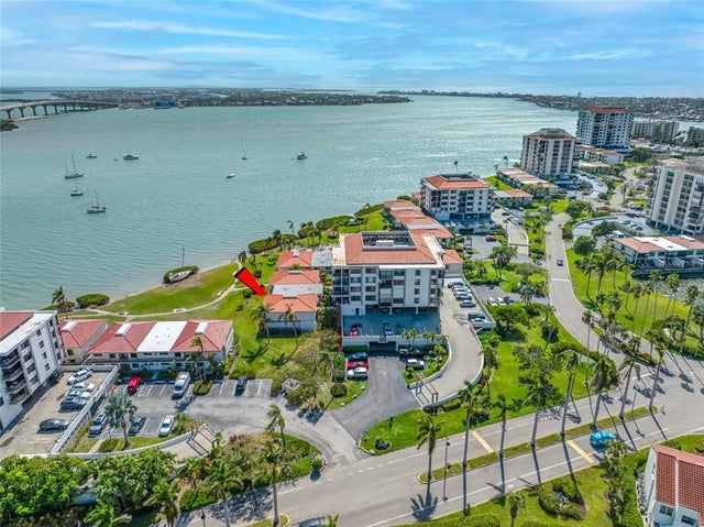 6357 Bahia Del Mar Boulevard 206, ST PETERSBURG